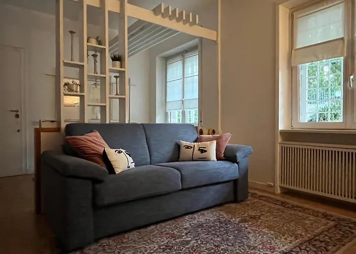 Domus B Corso Francia Apartment *